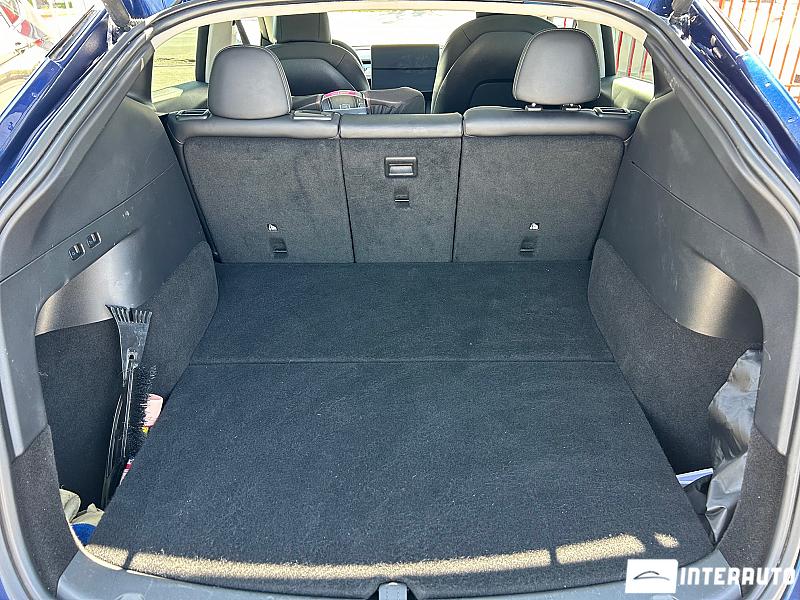 Tesla Model Y 18 tesla model y 2022