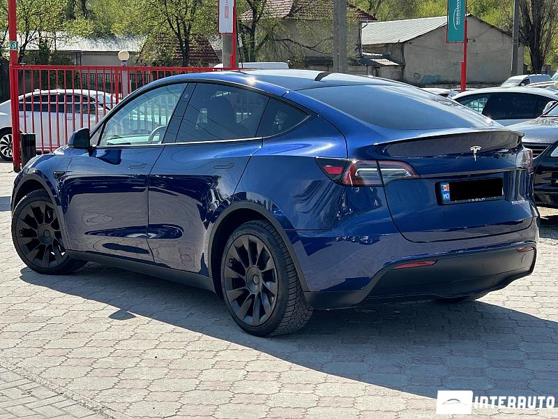 Tesla Model Y 2 tesla model y 2022