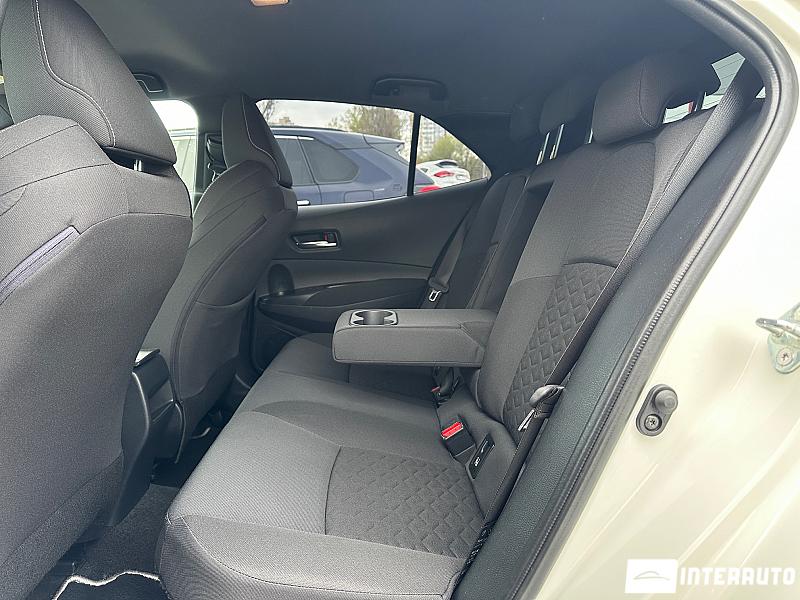 Toyota Corolla 18 toyota corolla 2019