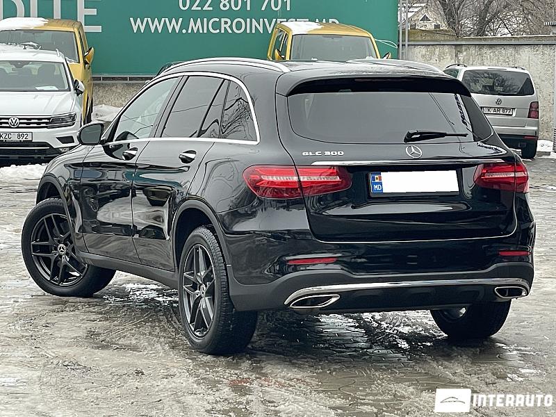 Mercedes GLC 300 4 mercedes glc 300 2018