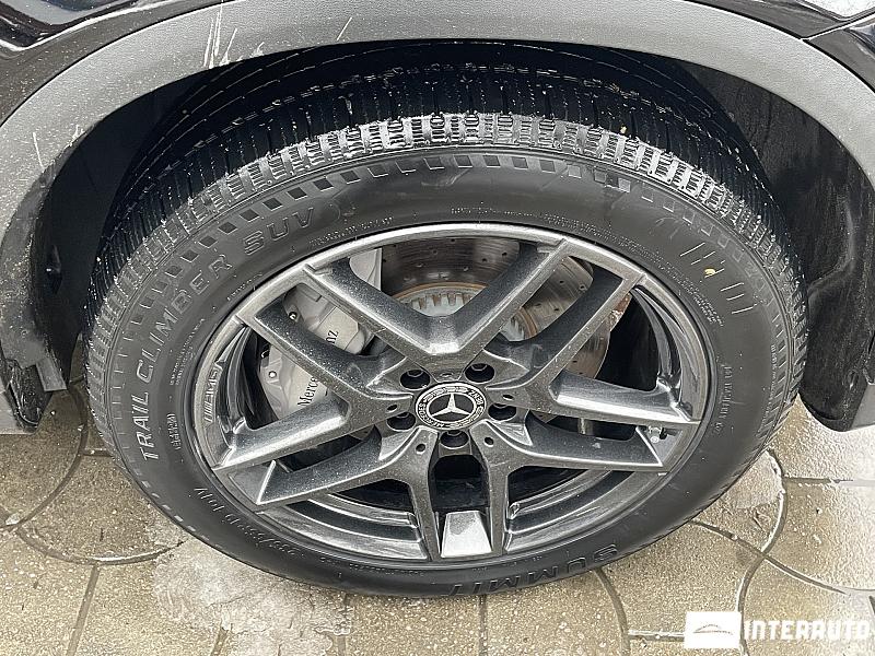 Mercedes GLC 300 26 mercedes glc 300 2018