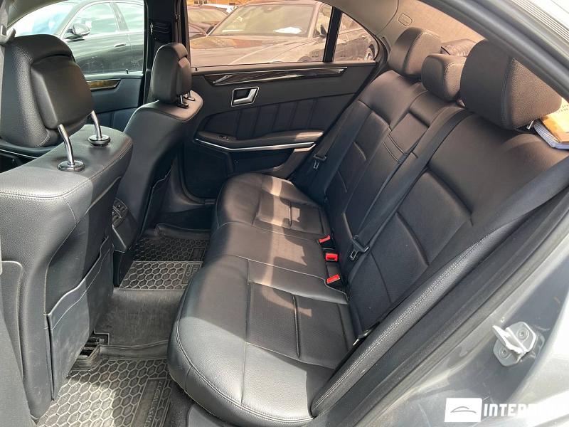 Mercedes E 200 17 mercedes e 200 2012