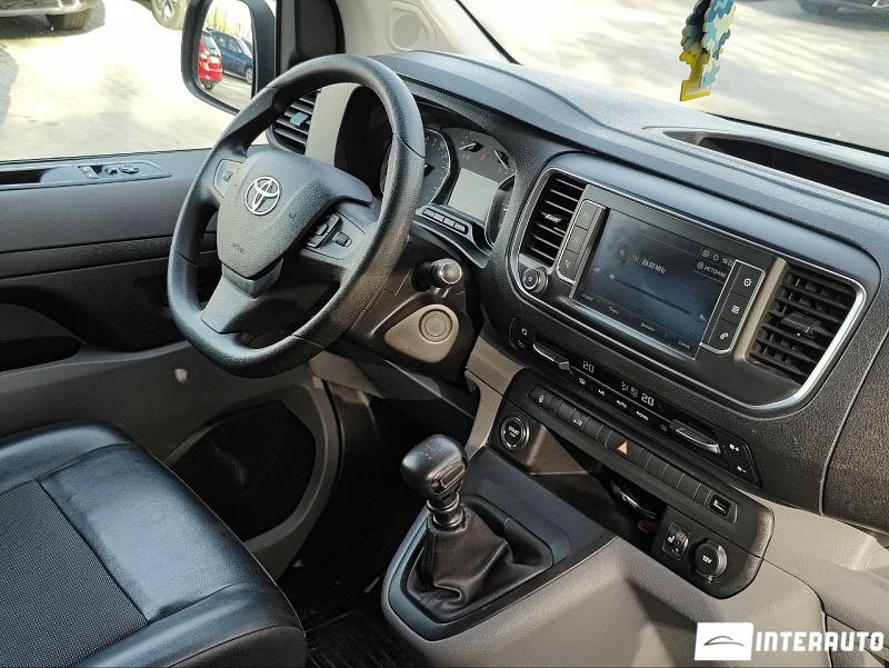Toyota Proace 8 toyota proace 2018