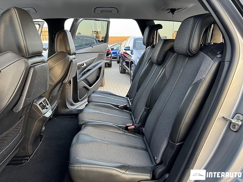 Peugeot 5008 14 peugeot 5008 2020