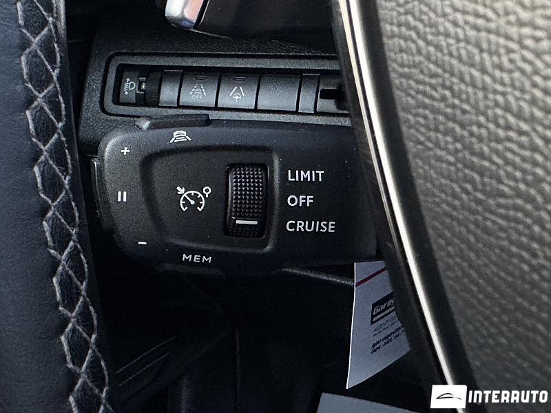 Peugeot 5008 22 peugeot 5008 2020