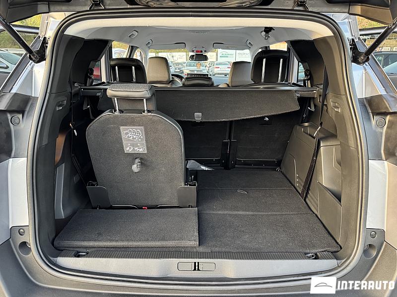 Peugeot 5008 15 peugeot 5008 2020