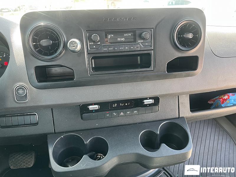 Mercedes Sprinter 9 mercedes sprinter 2023