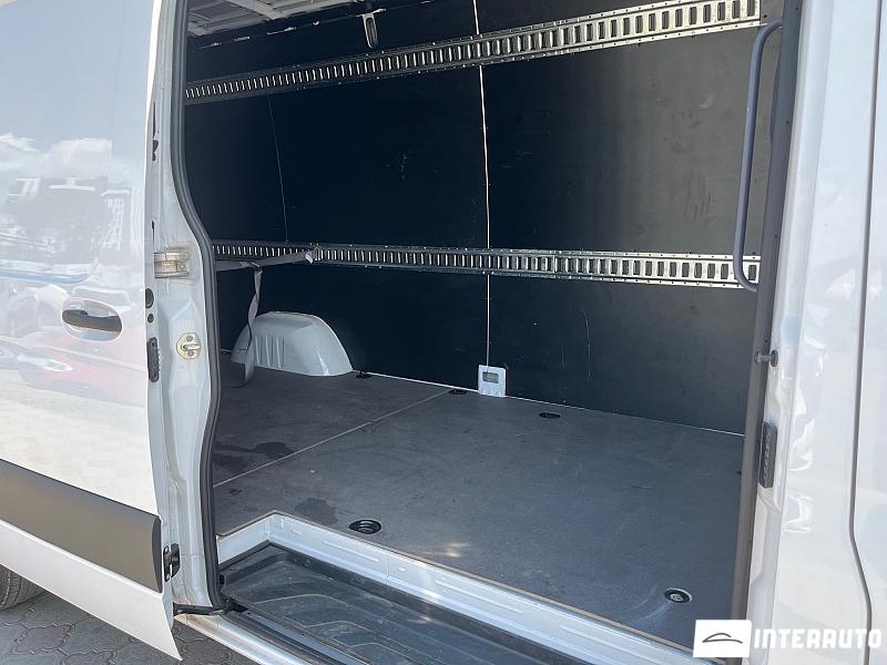 Mercedes Sprinter 12 mercedes sprinter 2023