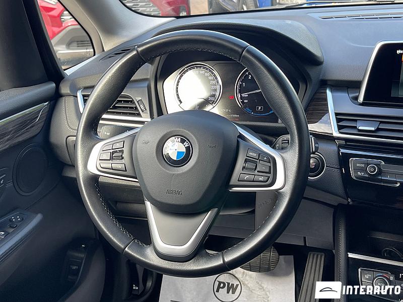 BMW 225XE 8 bmw 225xe 2019