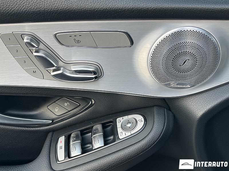 Mercedes GLC 350e 6 mercedes glc 350e 2019