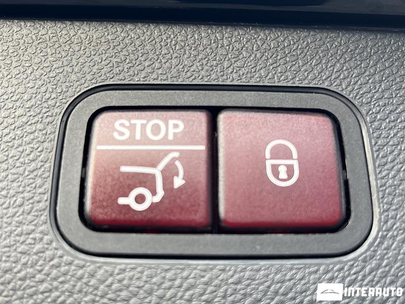 Mercedes GLC 350e 22 mercedes glc 350e 2019