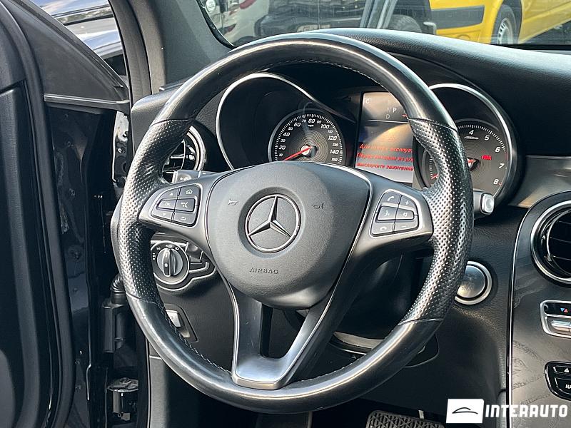 Mercedes GLC 350e 9 mercedes glc 350e 2019