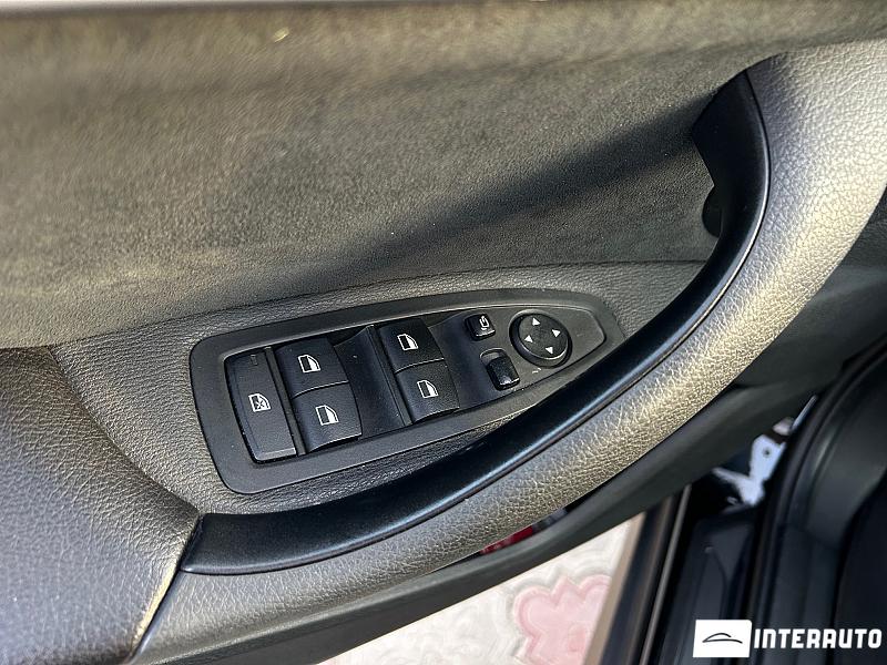 BMW X1 1.6D 6 bmw x1 1.6d 2018