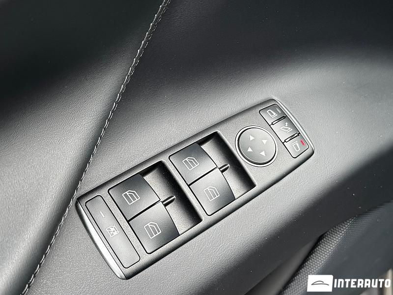 Tesla Model X 12 tesla model x 2020