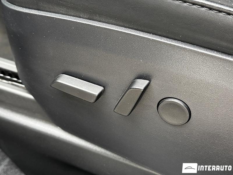 Tesla Model X 15 tesla model x 2020