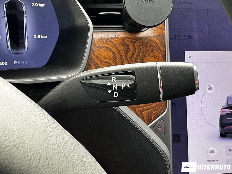 Tesla Model X 14 tesla model x 2020