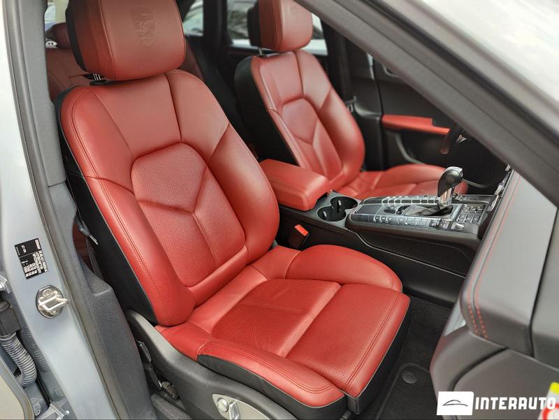 Porsche Macan 7 porsche macan 2019