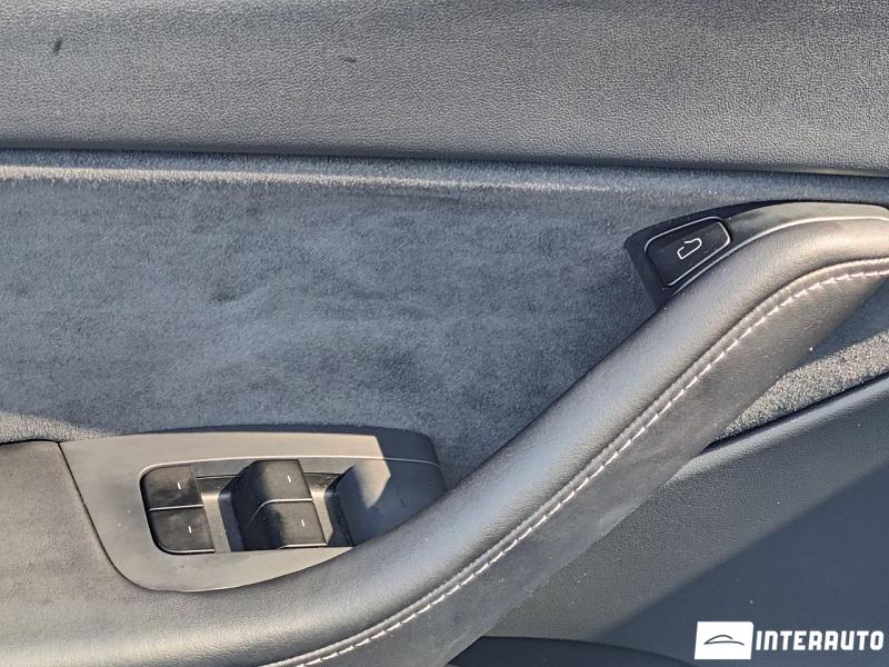 Tesla Model Y 12 tesla model y 2021