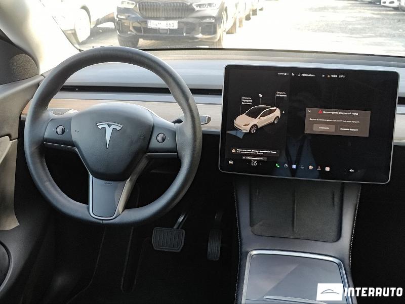 Tesla Model Y 10 tesla model y 2021