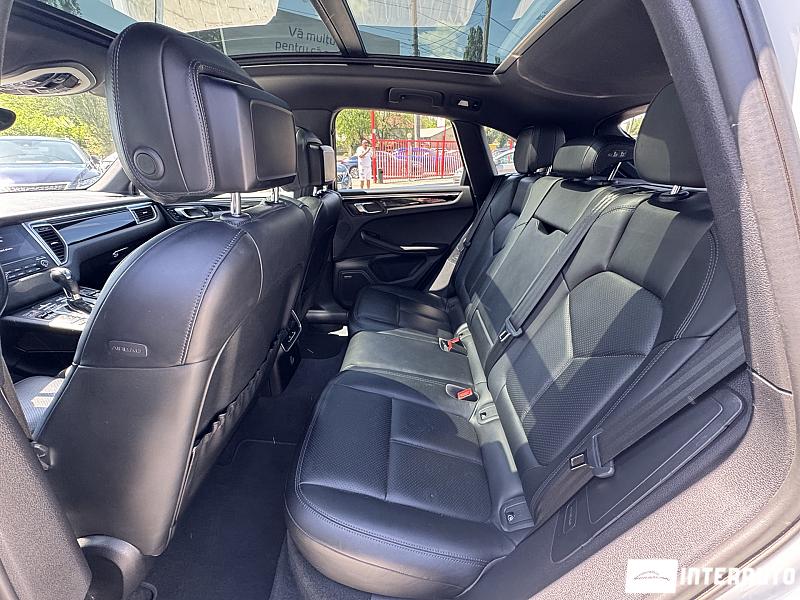 Porsche Macan 23 porsche macan 2018