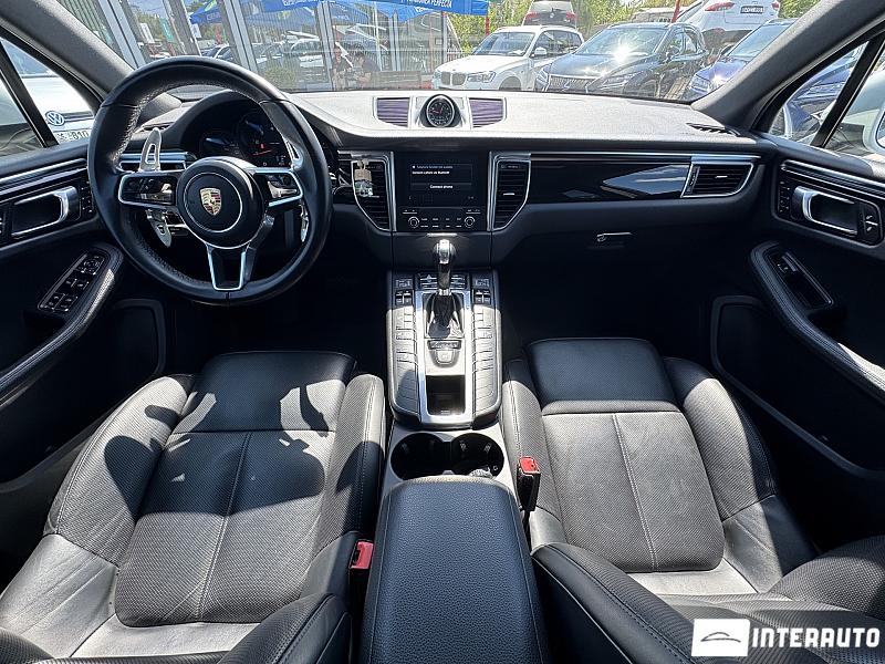 Porsche Macan 11 porsche macan 2018