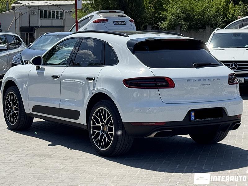 Porsche Macan 2 porsche macan 2018