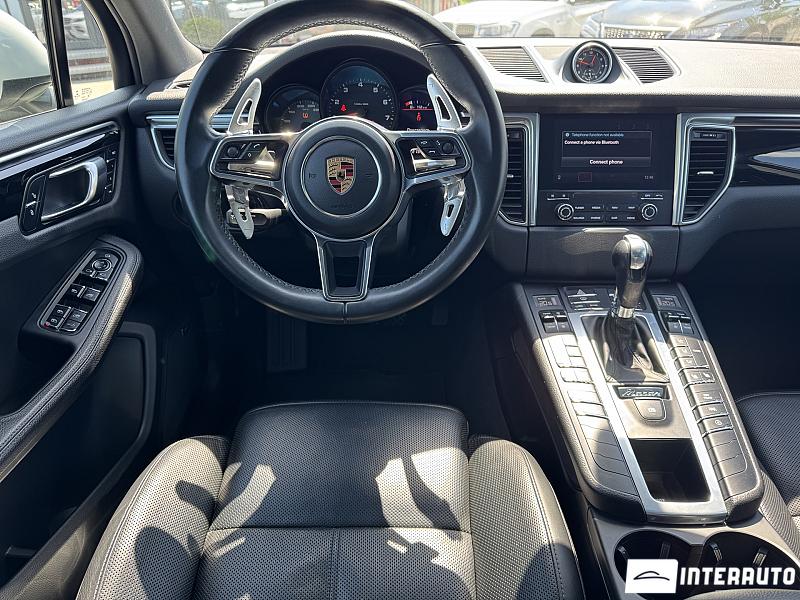 Porsche Macan 12 porsche macan 2018