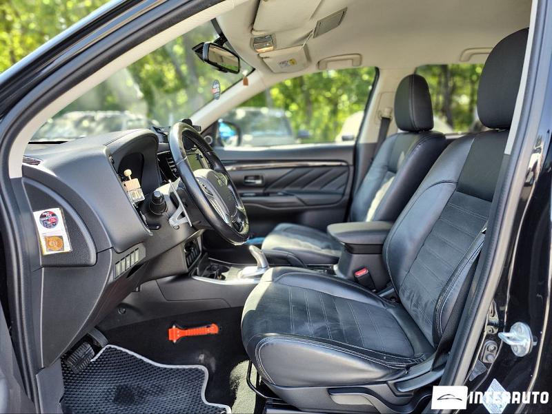 Mitsubishi Outlander 5 mitsubishi outlander 2015