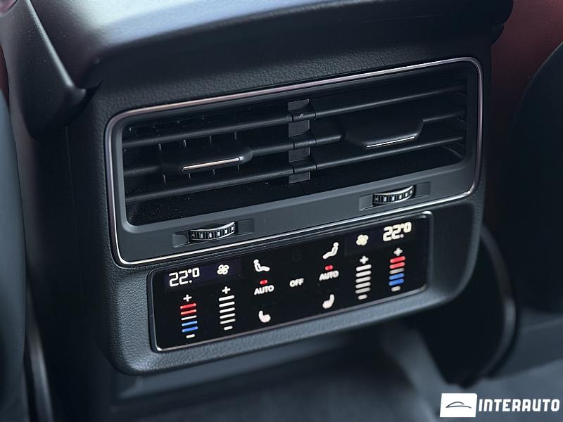 Audi SQ8 20 audi sq8 2023