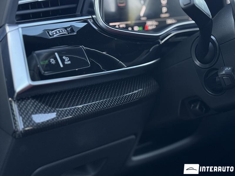 Audi SQ8 11 audi sq8 2023