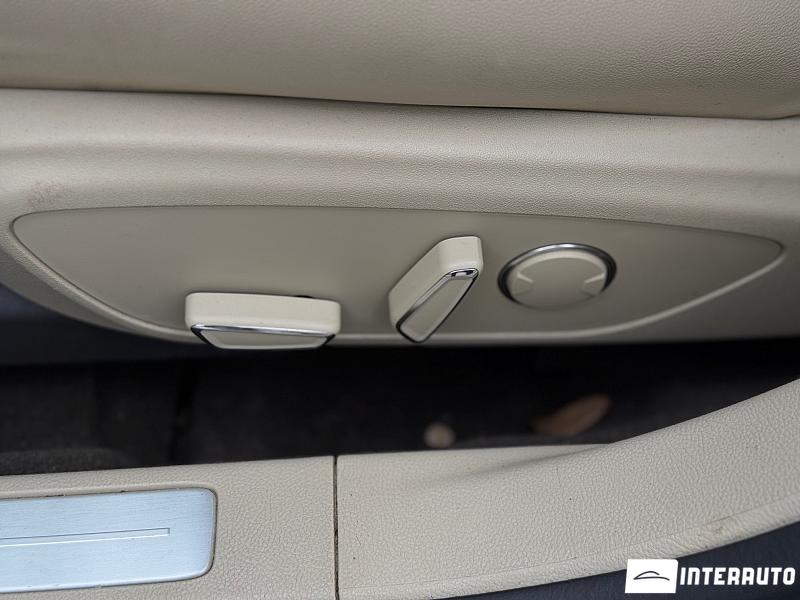 Lincoln MKZ 8 lincoln mkz 2013