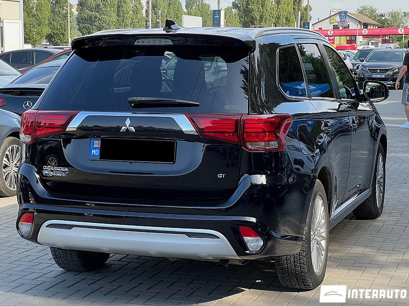 Mitsubishi Outlander 2 mitsubishi outlander 2019