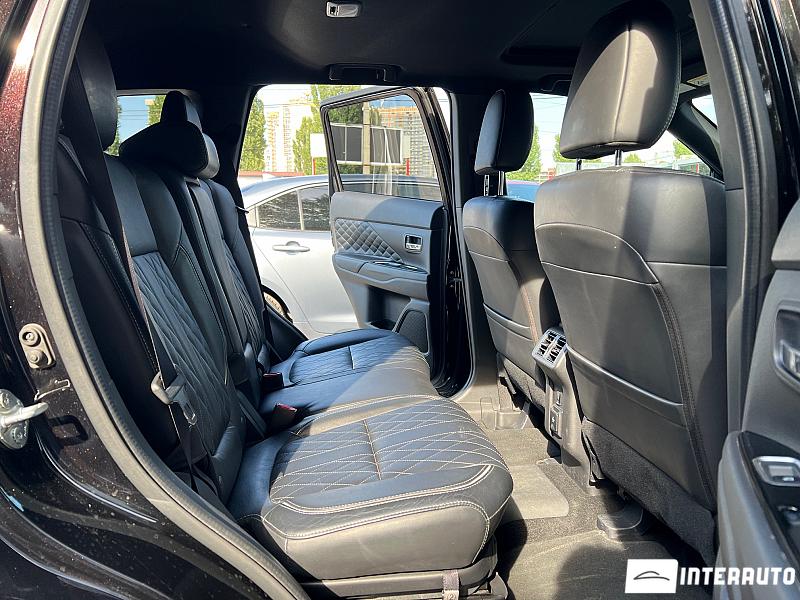 Mitsubishi Outlander 19 mitsubishi outlander 2019