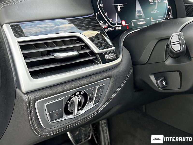 BMW 745e 15 bmw 745e 2020