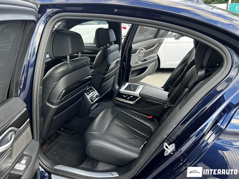 BMW 745e 7 bmw 745e 2020