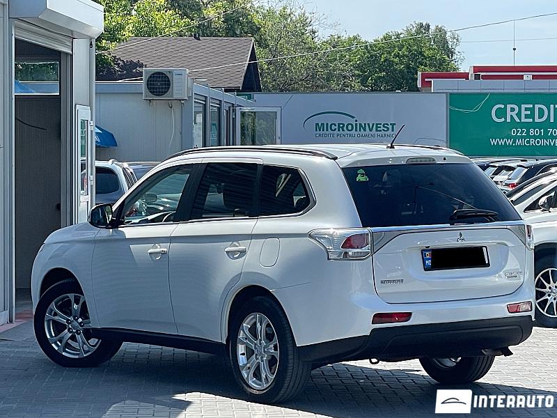 Mitsubishi Outlander 4 mitsubishi outlander 2013