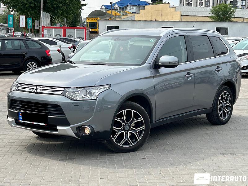 mitsubishi outlander 2015