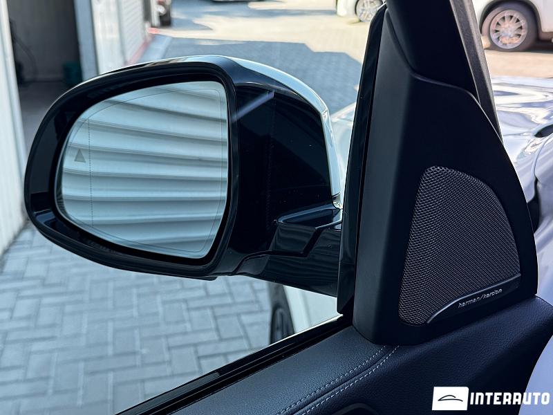 BMW X5 4.0i 20 bmw x5 4.0i 2020