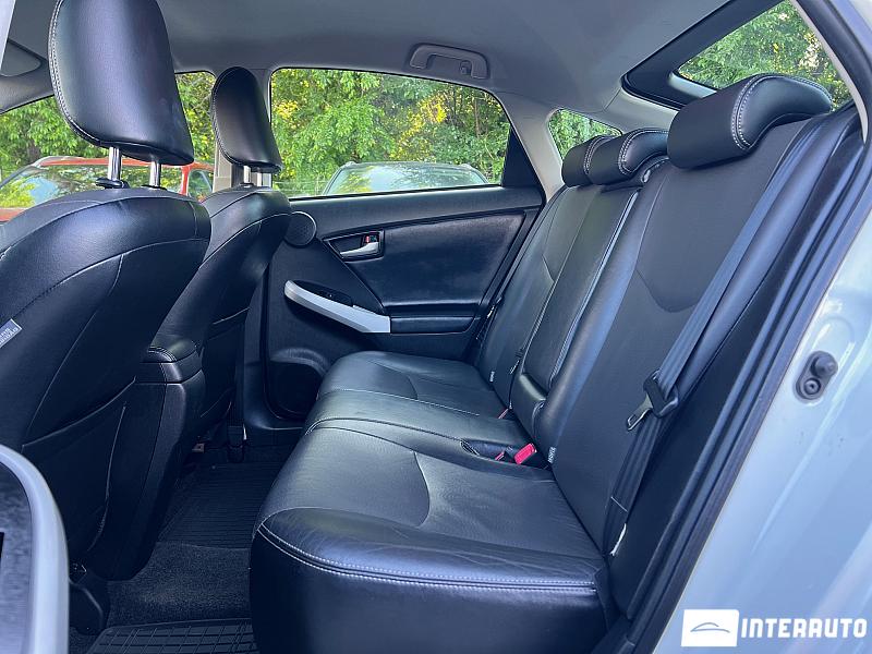 Toyota Prius 18 toyota prius 2013