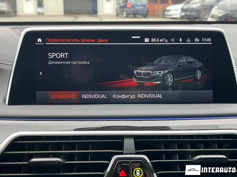 BMW 745e 11 bmw 745e 2020