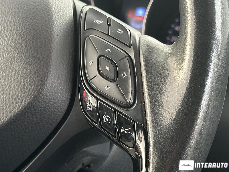 Toyota C-HR 11 toyota c-hr 2019