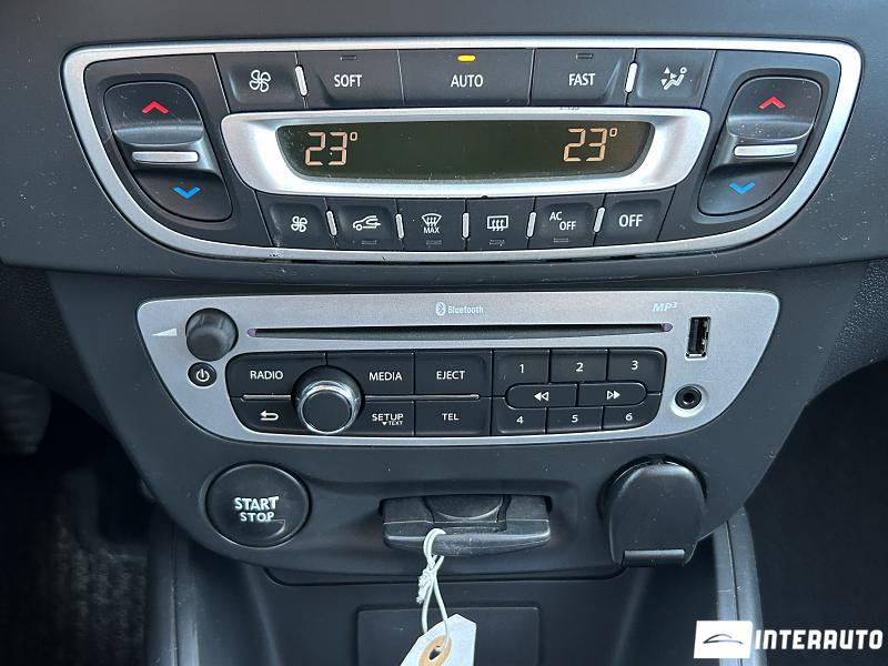 Renault Megane 16 renault megane 2014