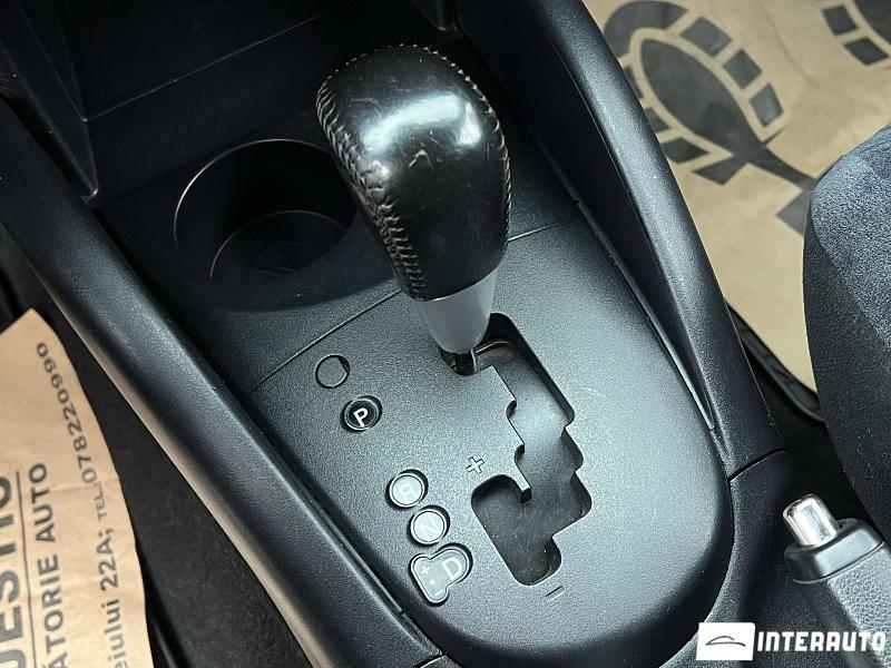 Mitsubishi Outlander XL 14 mitsubishi outlander xl 2011