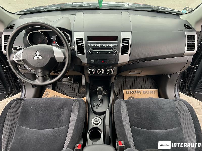 Mitsubishi Outlander XL 9 mitsubishi outlander xl 2011