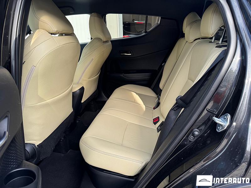 Toyota C-HR 6 toyota c-hr 2019