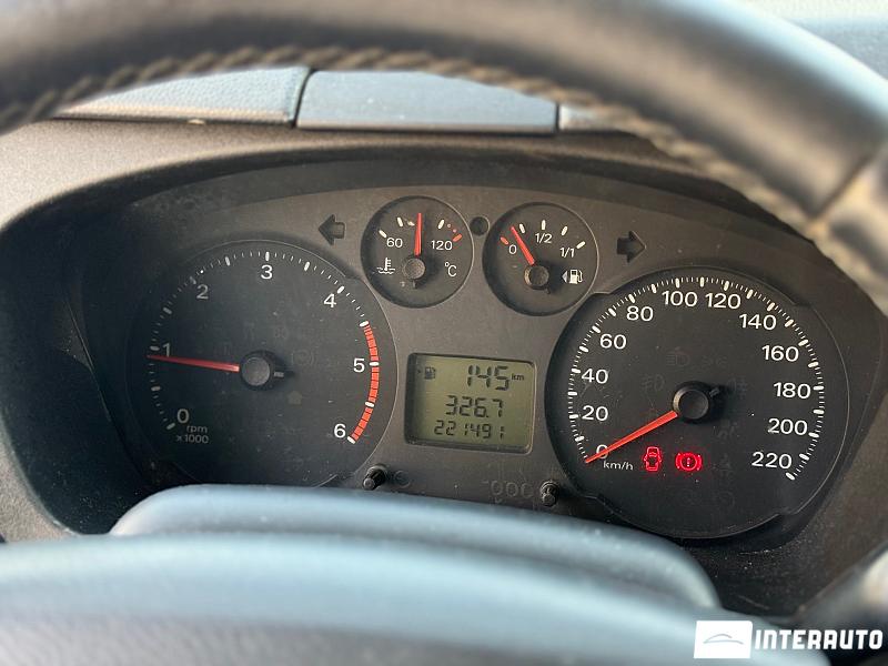 Ford Transit 8 ford transit 2011