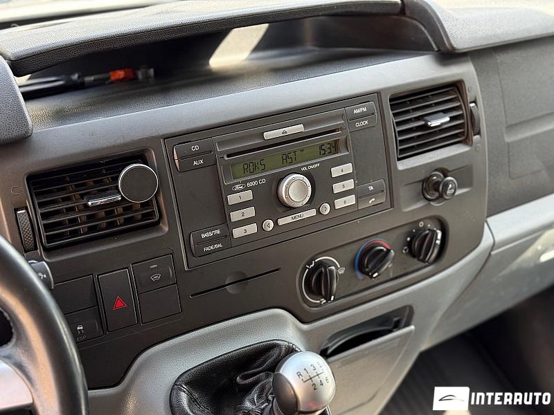 Ford Transit 10 ford transit 2011