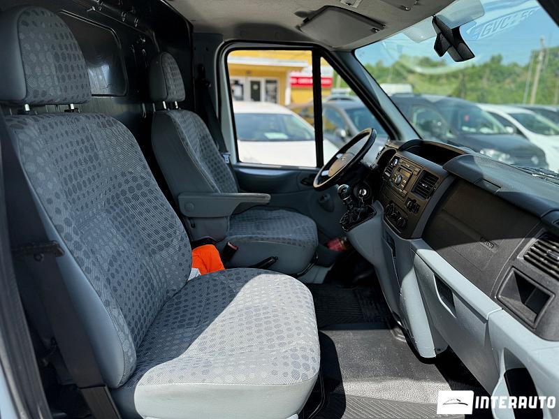 Ford Transit 11 ford transit 2011