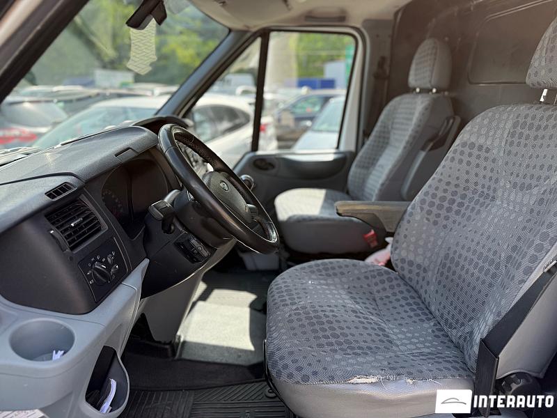 Ford Transit 5 ford transit 2011