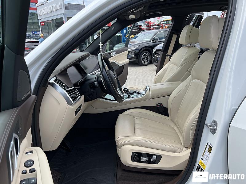 BMW X5 4.0i 5 bmw x5 4.0i 2018